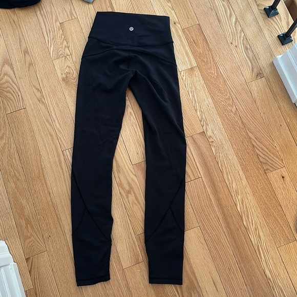 black lululemon leggings - Picture 2 of 2